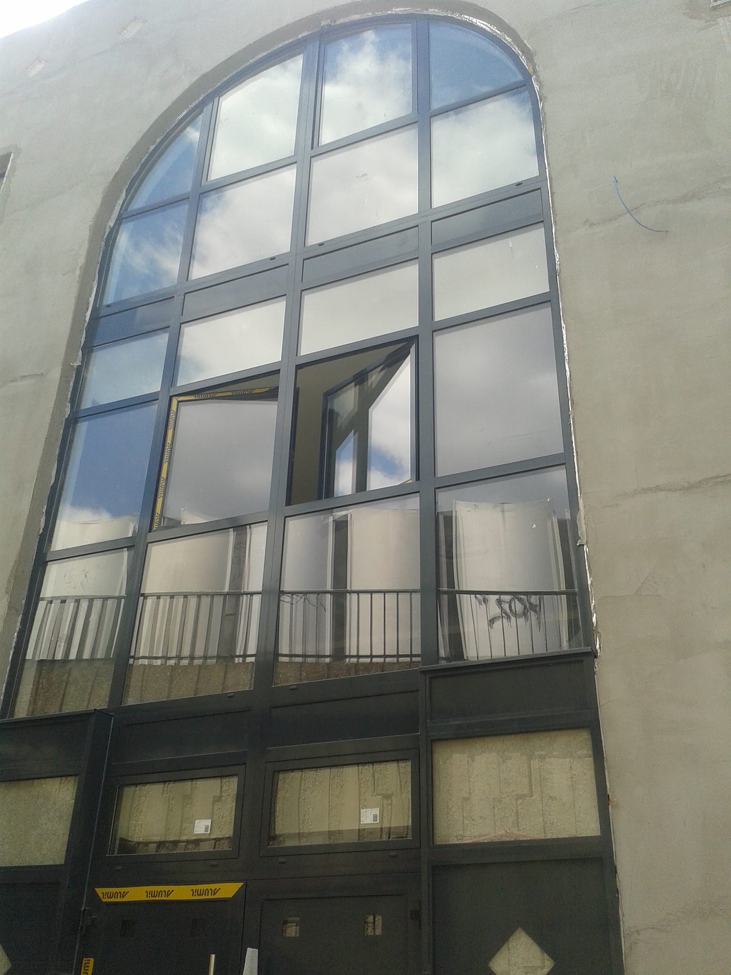 façade de boutique sur mesure façade de boutique sur mesure