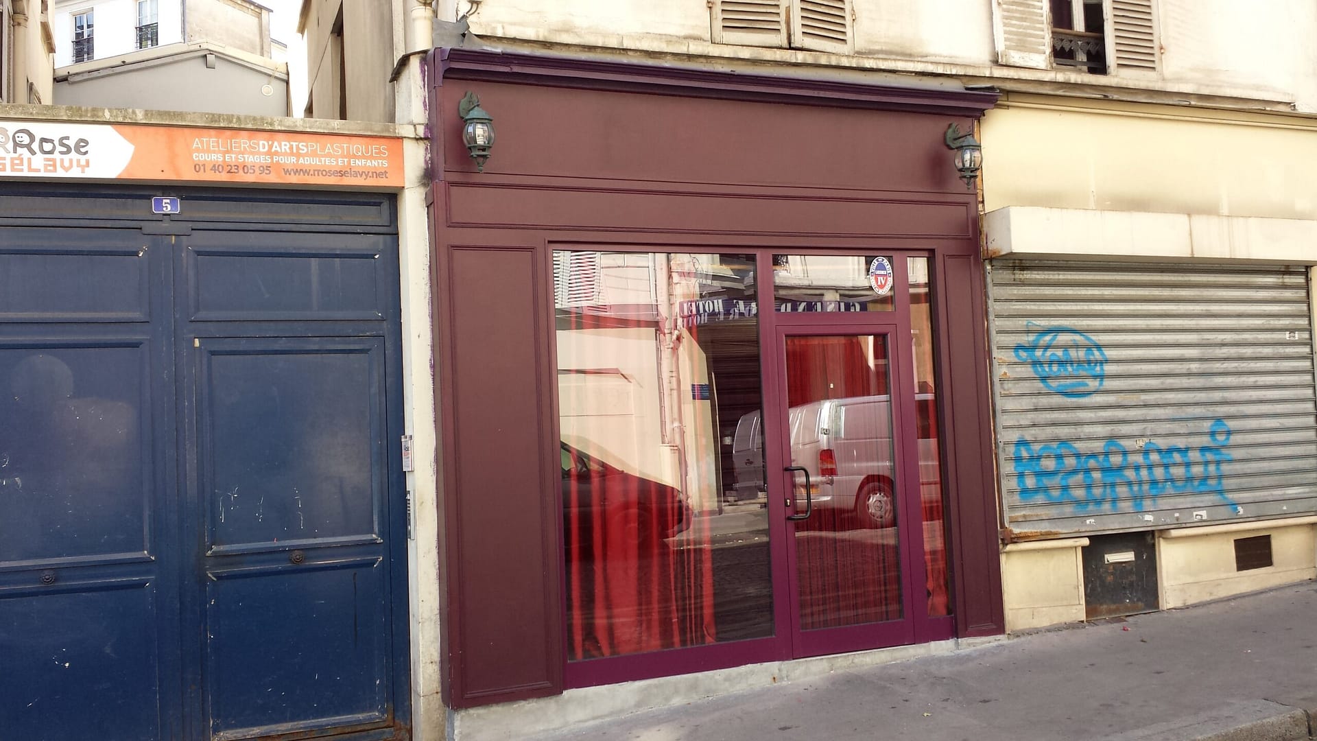 façade de boutique sur mesure façade de boutique sur mesure