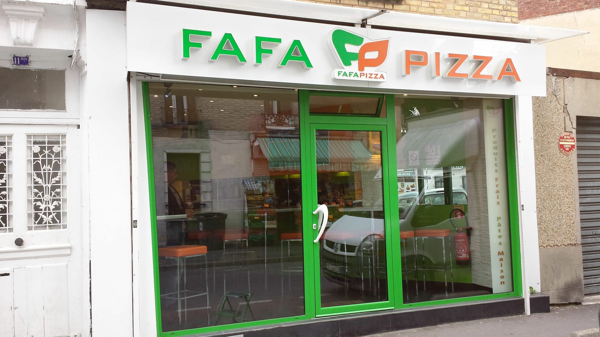 façade de boutique sur mesure façade de boutique sur mesure